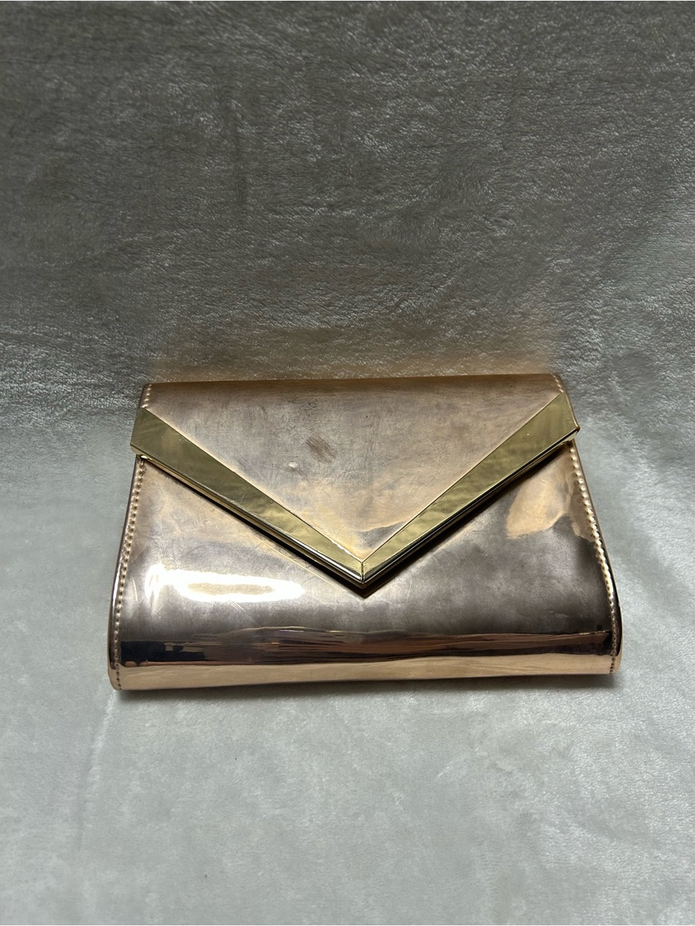 Women’s Gianni Bini metallic rose gold pink envelope clutch purse bag